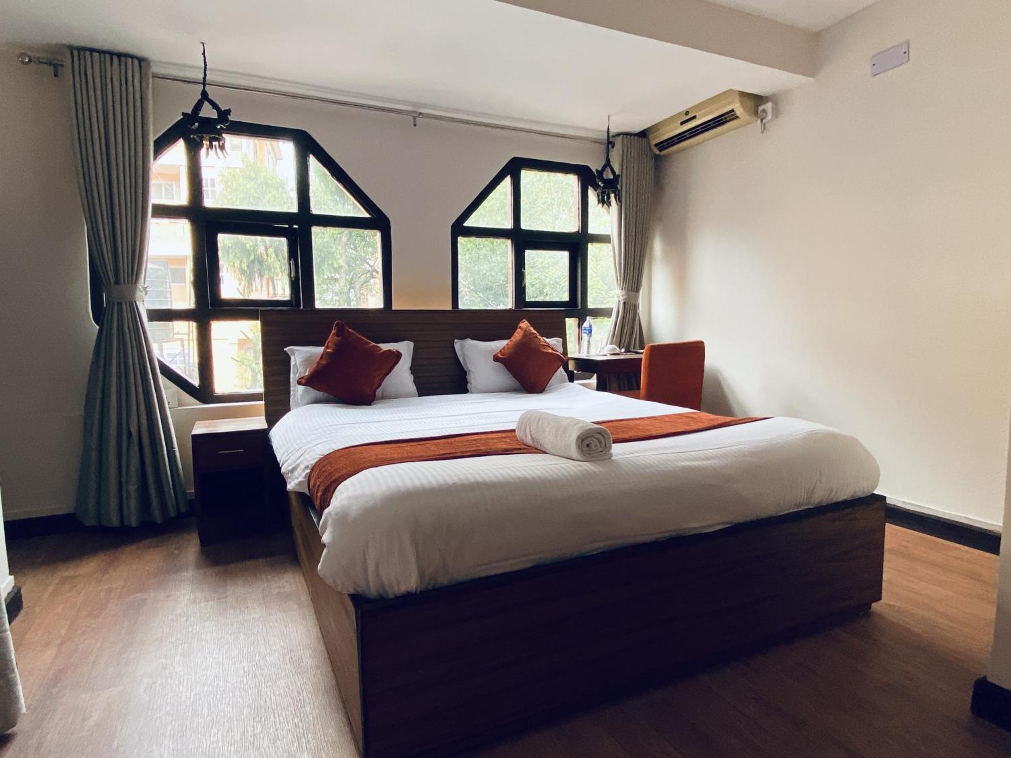 Hotel Pala Katmandou Extérieur photo